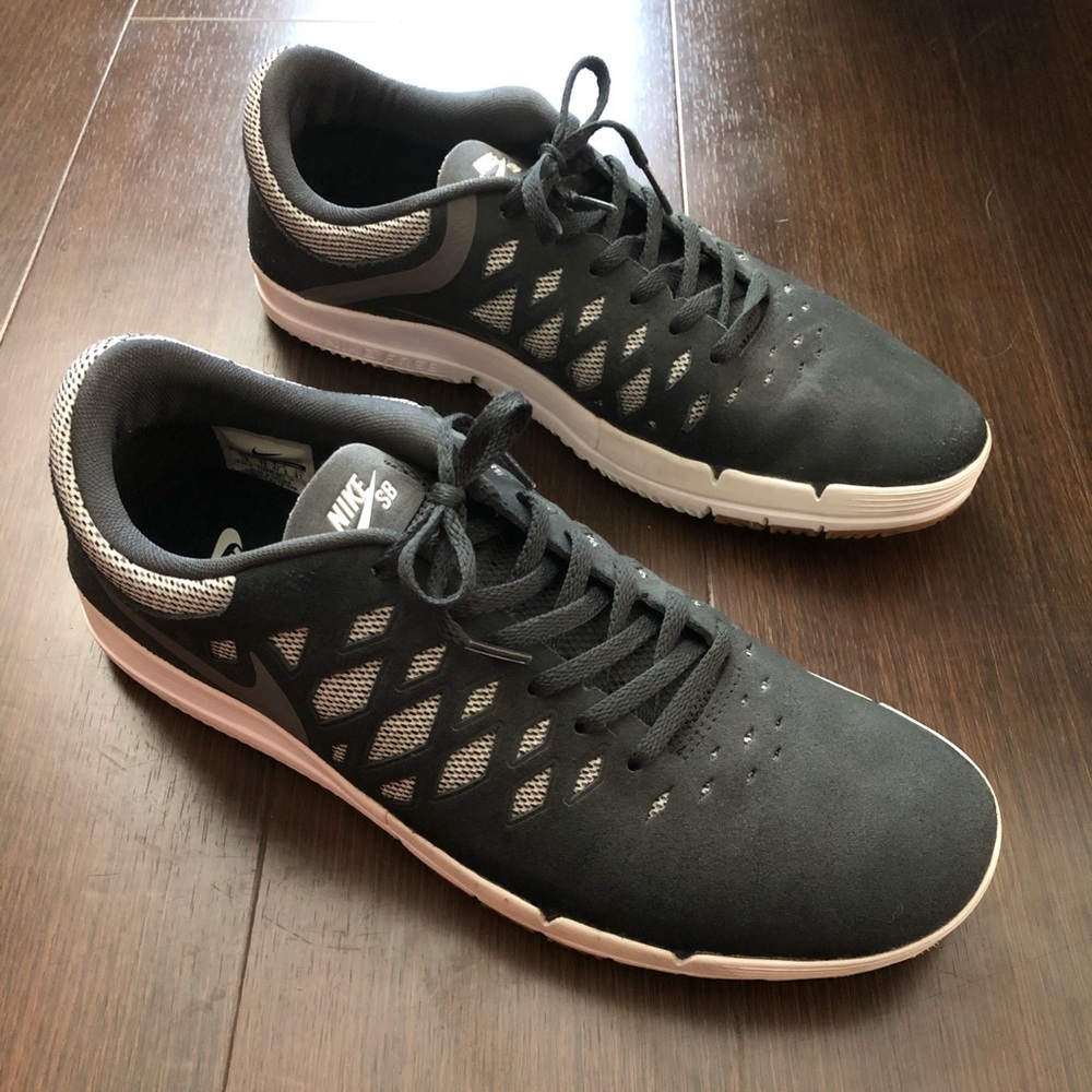 Men’s Nike Free SB Sneakers